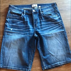 Women’s BKE Bermuda shorts